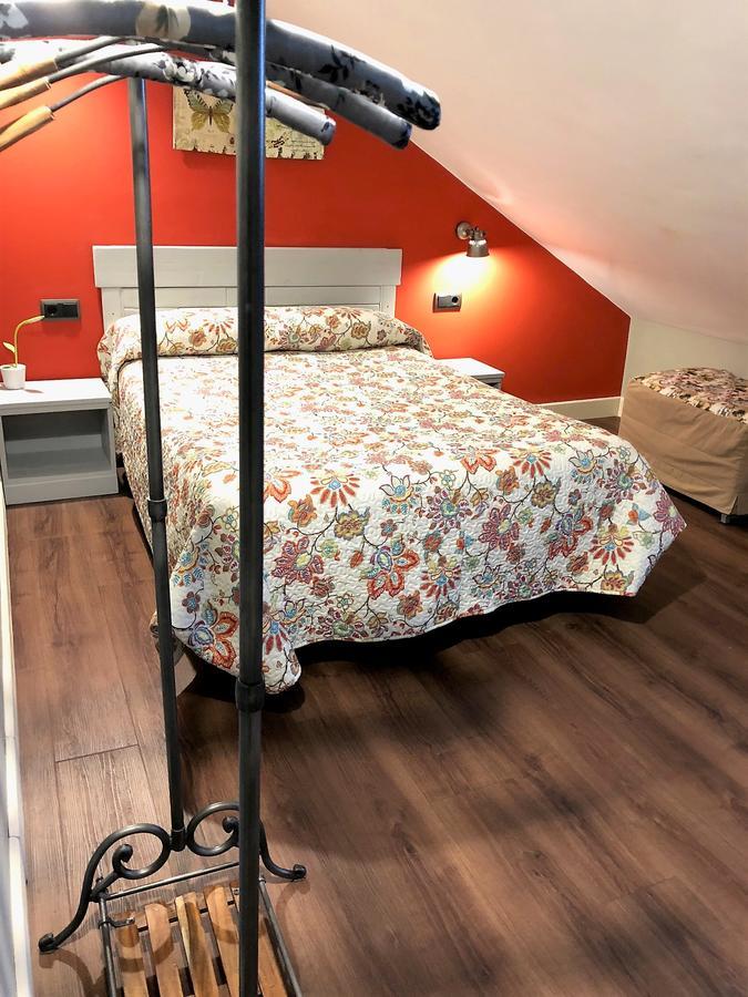 Apartamentos El Rincon De Andrea II Biescas  Esterno foto