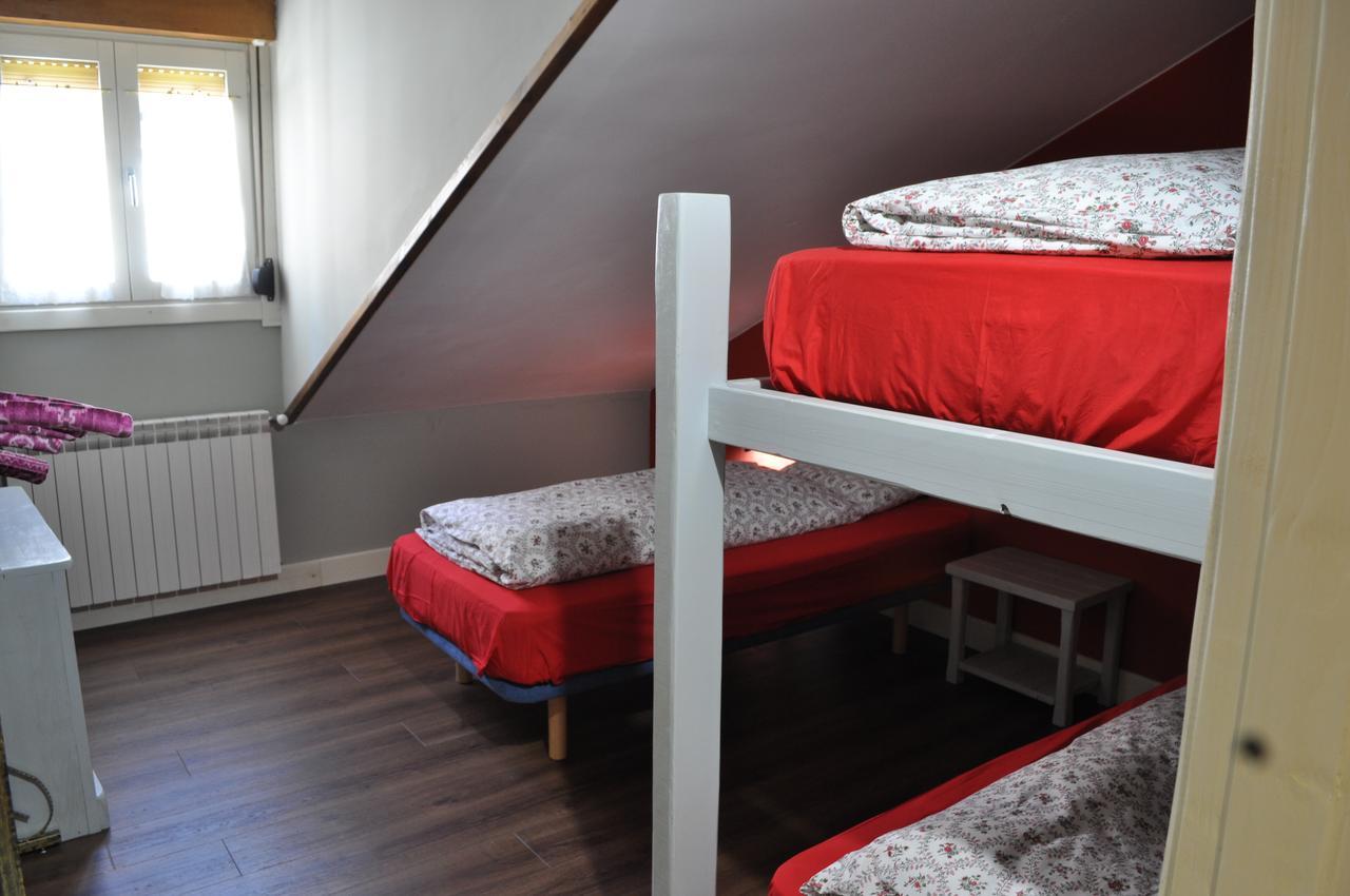 Apartamentos El Rincon De Andrea II Biescas  Esterno foto